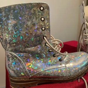 Metallic retro boots
